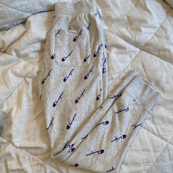 ••NWOT Champion Lyfe Reverse Weave Joggers - Picture 3 of 7